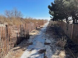 SEA Strand Court 3 #25