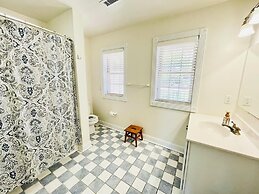 Wilmington Avenue 20B