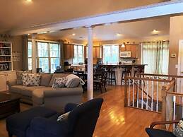 Cardinal Lane 15