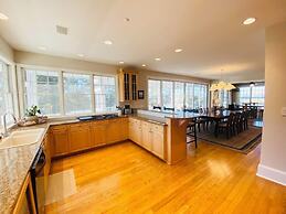 Hall Avenue 33