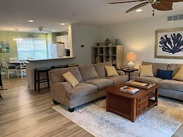 Canal Landing Court 48