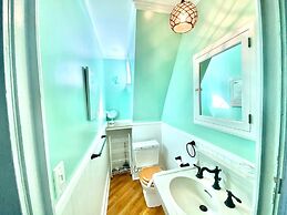 Pennsylvania Avenue 14