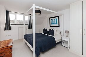 Riverside Cottage - From 1088 Per Night