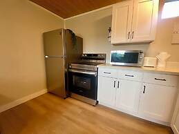 South Shore Suites