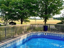 South Shore Suites