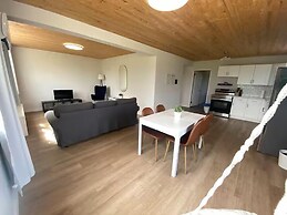 South Shore Suites