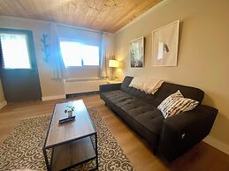 South Shore Suites