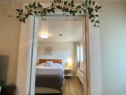 South Shore Suites