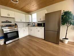 South Shore Suites