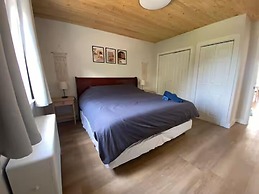 South Shore Suites