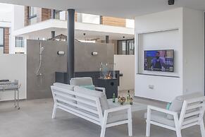 Protaras Aqua Pearl Villa Aq18