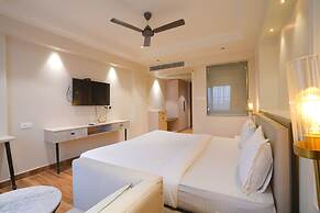 Hotel Square 36