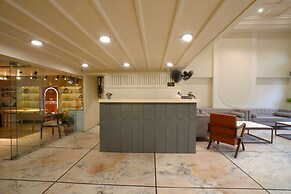 Hotel Square 36