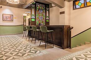 Stargazing Platform Inn - Guangzhou ChenClanAcademy & ShaMian & YongQi