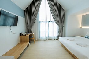 Sea Side at Ao Nang Landmark Krabi