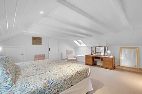 Hill House Hideaway - North East Escapes