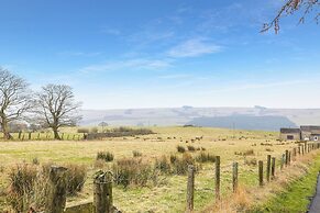 Hill House Hideaway - North East Escapes