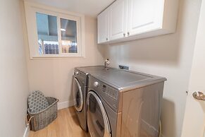 Modern 3-bedroom Escape in Northwest Reno