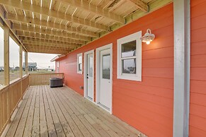 3 Mi to Bolivar Beach: Quiet Condo w/ Balcony