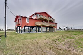 3 Mi to Bolivar Beach: Quiet Condo w/ Balcony
