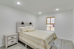 3 Mi to Bolivar Beach: Quiet Condo w/ Balcony