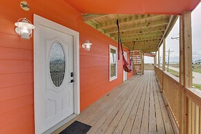 3 Mi to Bolivar Beach: Quiet Condo w/ Balcony