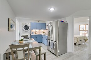 3 Mi to Bolivar Beach: Quiet Condo w/ Balcony