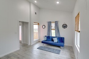 3 Mi to Bolivar Beach: Quiet Condo w/ Balcony