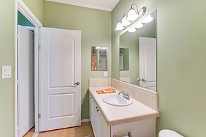 Swim, Golf & Relax: Family Gem in North Fort Myers