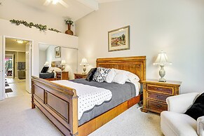 Community Pools & Golf Views: Palm Desert Condo!