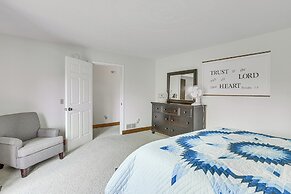 Secluded Ohio Amish Country Getaway w/ Fire Pit