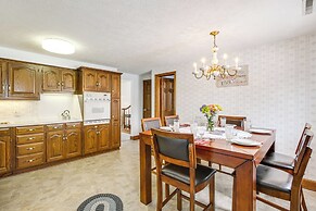 Secluded Ohio Amish Country Getaway w/ Fire Pit