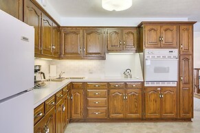 Secluded Ohio Amish Country Getaway w/ Fire Pit