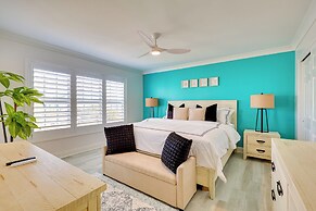 Walk to Ocean: Carolina Beach Condo w/ 2 Balconies