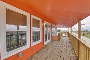 Balcony & Sunset Views: Coastal Port Bolivar Gem