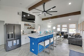 Balcony & Sunset Views: Coastal Port Bolivar Gem