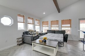 Balcony & Sunset Views: Coastal Port Bolivar Gem