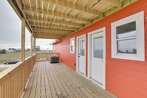 Balcony & Sunset Views: Coastal Port Bolivar Gem