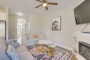 Stay & Play: Spacious Concord Townhome Near Uptown