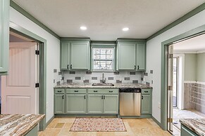 4 Mi to Savannah River Access: Home w/ Fire Pit