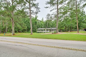 4 Mi to Savannah River Access: Home w/ Fire Pit