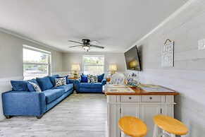 Fish, Swim & Unwind: Anna Maria Apt