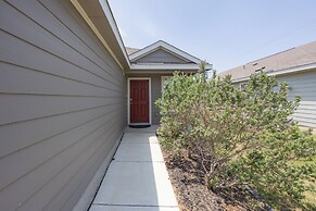 Cozy Home Near Government Canyon in San Antonio!