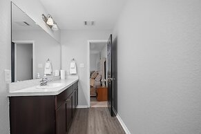 Cozy Home Near Government Canyon in San Antonio!