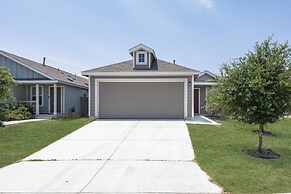 Cozy Home Near Government Canyon in San Antonio!