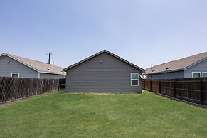 Cozy Home Near Government Canyon in San Antonio!