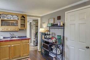 3 Mi to Englewood Dam: Pet-friendly Home w/ Yard!