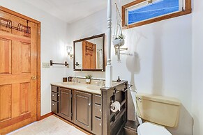 Fire Pit + Game Room: North East Family Retreat!