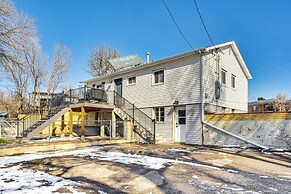 2 Mi to Downtown Colorado Springs: Apt w/ Grill!