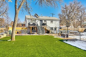 2 Mi to Downtown Colorado Springs: Apt w/ Grill!